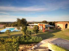 Building for sale in  Costa Brava