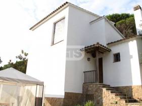 Building for sale in  Costa Brava