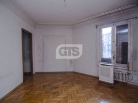 Flat for sale in  Barcelona city