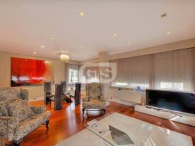 Flat for sale in  Barcelona city